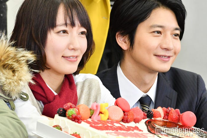 吉岡里帆、向井理(C)モデルプレス