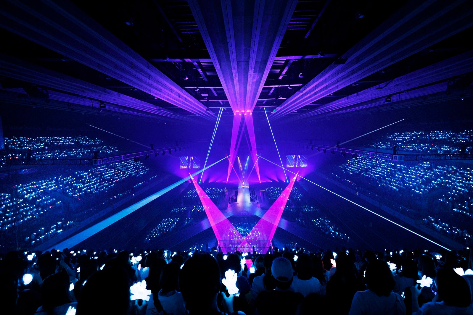 三宅健（C）TOBE Co., Ltd.