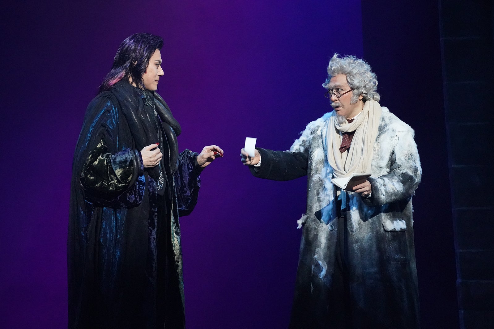 ミュージカル「ダンス オブ ヴァンパイア」（左から）クロロック伯爵：山口祐一郎 、アブロンシウス教授：石川禅（提供写真）