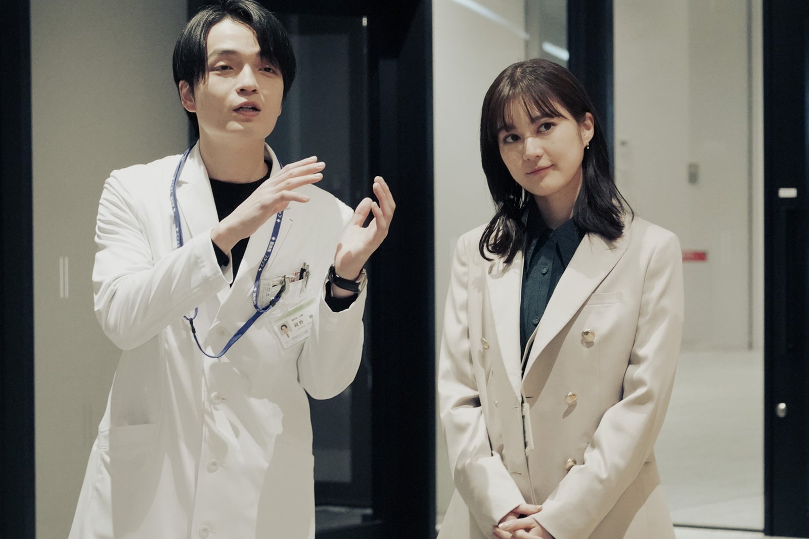 岡山天音、生田絵梨花「アンメット ある脳外科医の日記」第2話より（C）カンテレ