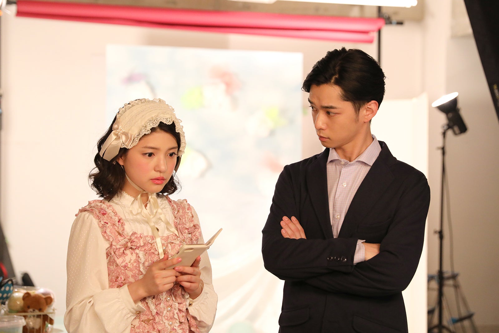 川島海荷、千葉雄大（C）日本テレビ