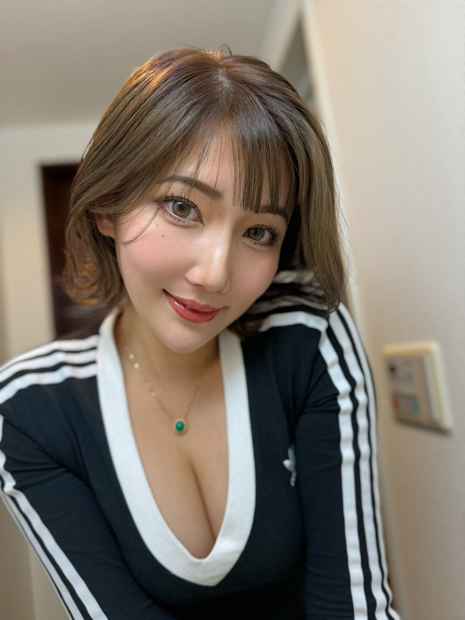 緒方友莉奈公式Xより