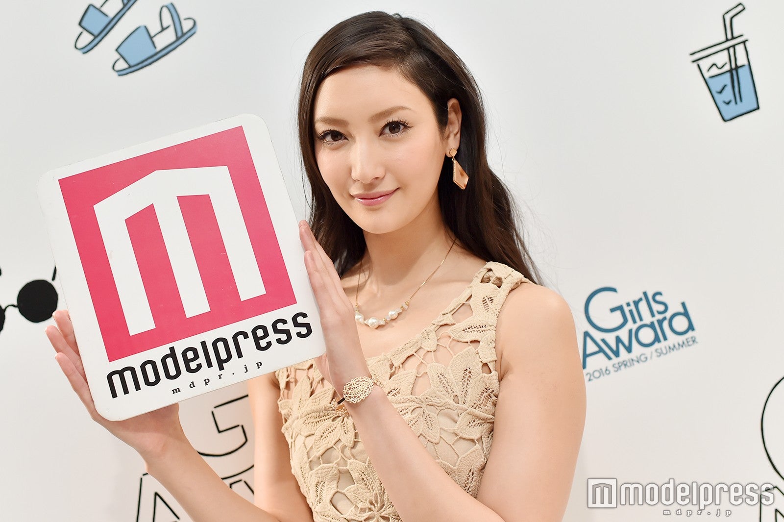 菜々緒「色気」を強化？体型チェンジに向け始動  ガルアワ出演直後のモデルプレスインタビュー