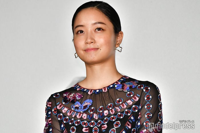 深川麻衣(C)モデルプレス