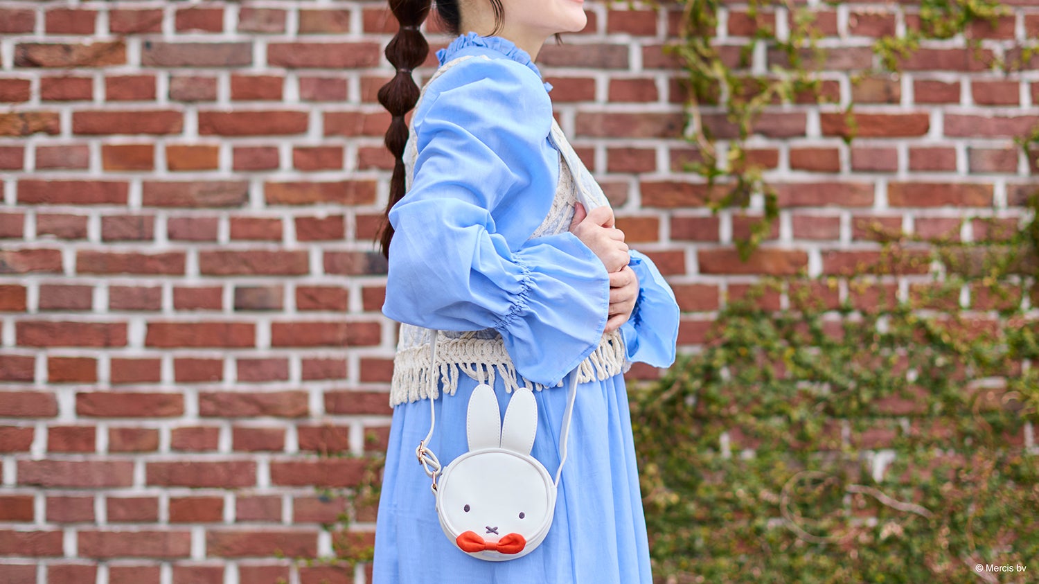 ミッフィー おかおポシェット／提供画像