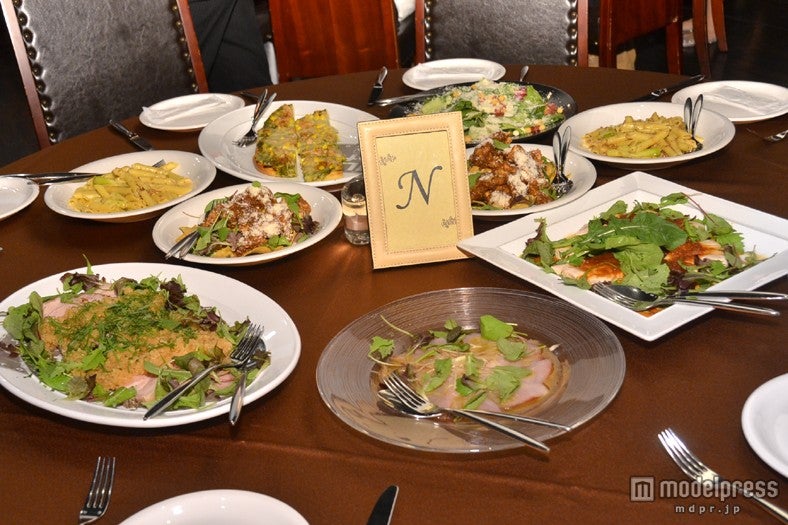 豪華な食事に癒やされる