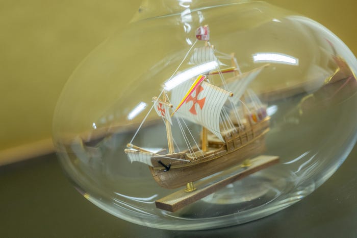 渡邊渚作ボトルシップ