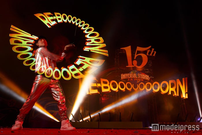 Usj ド派手演出の15周年前夜祭 Re Born 大使 松岡修造と大盛り上がり 女子旅プレス Usj ド派手演出の15周年前夜祭 Re Born 大使 松岡修造と大盛り上がり 女子旅プレス