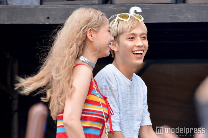 ぺこ&りゅうちぇる(C)モデルプレス