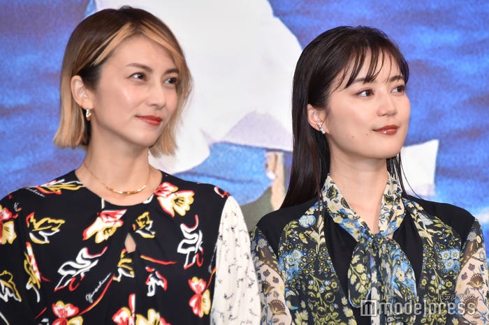 柴咲コウ、生田絵梨花 (C)モデルプレス