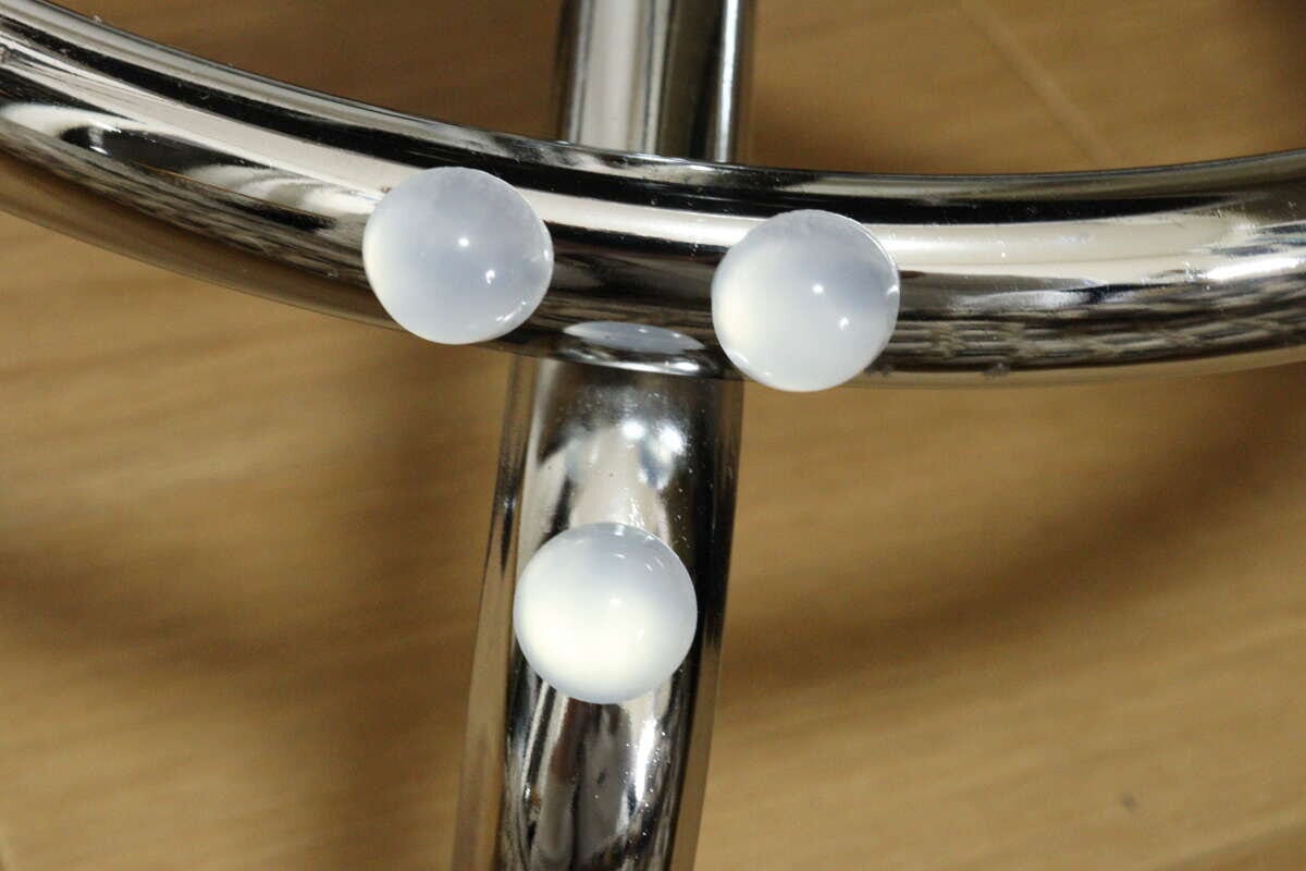 セリアの貼るツボ押しシールの使用例