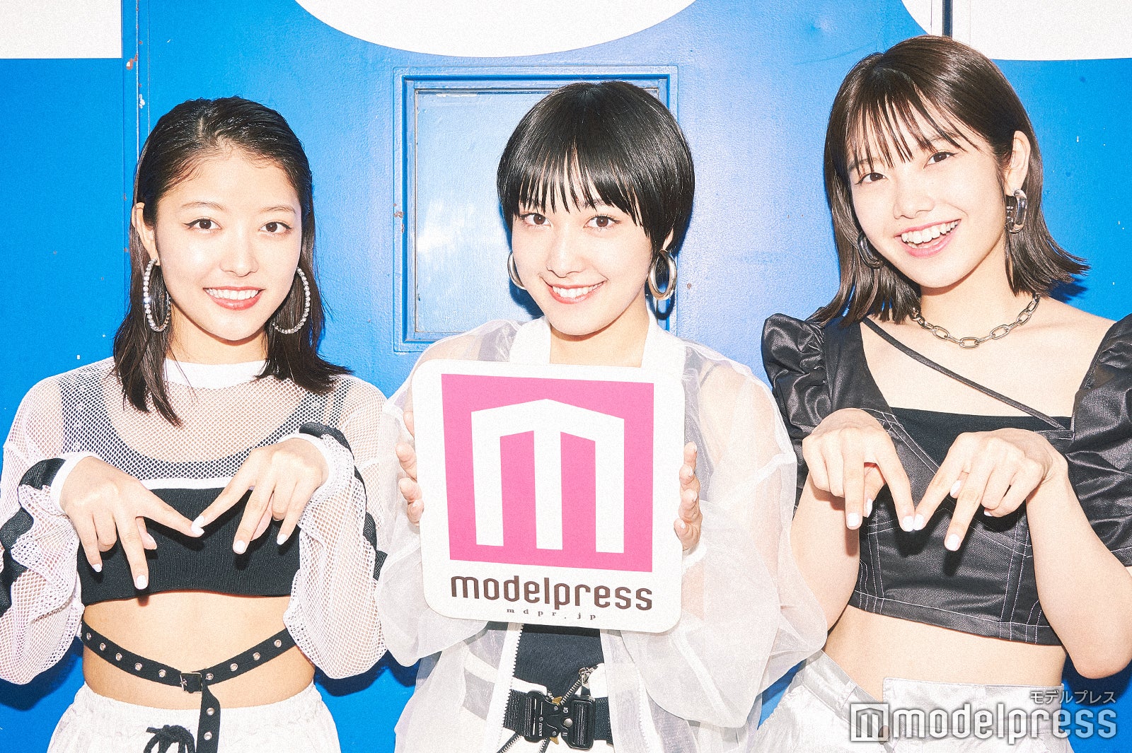 （左から）Nono、ami、MOMOKA（C）モデルプレス