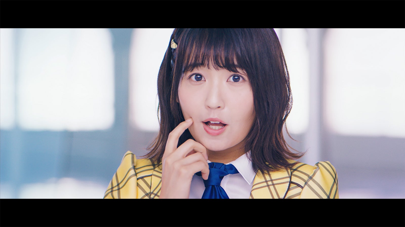 AKB48「センチメンタルトレイン」MVより（C）AKS／キングレコード