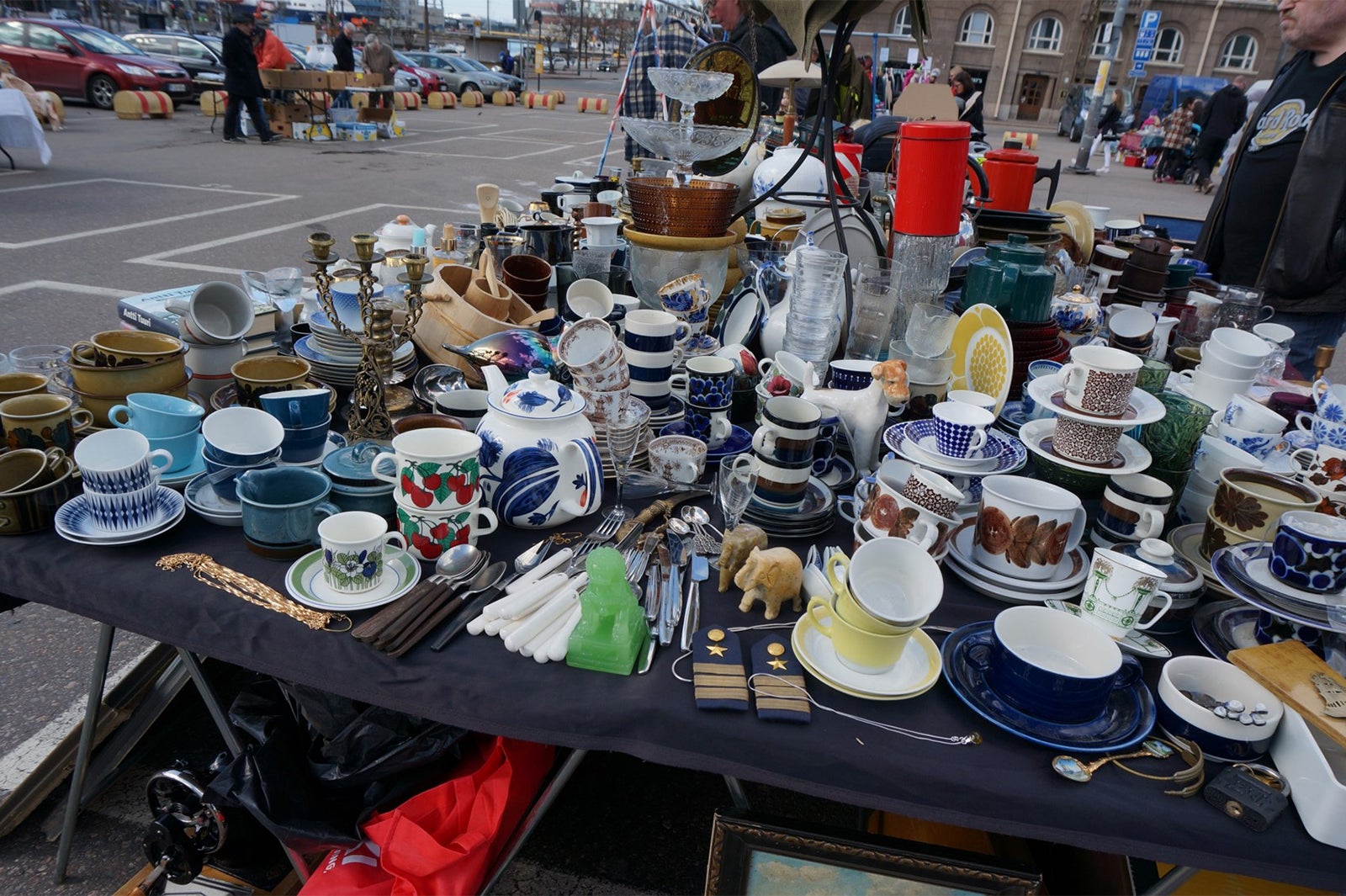 ビンテージ食器類／画像提供：Visit Finland