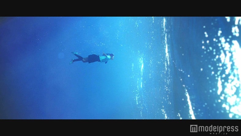 八木莉可子／新CM「青い夢」篇より