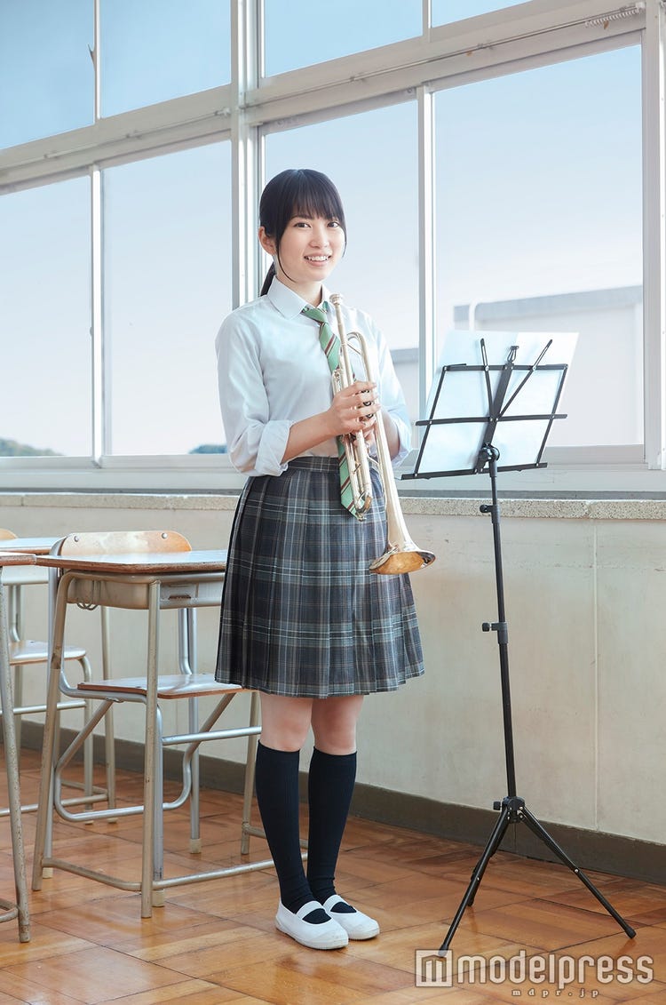 志田未来　ストッキング (画像1/2) 志田未来、3年半ぶりの高校生役でラスト制服？土屋太鳳と初共演 - モデルプレス