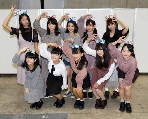 AKB48チーム8新メンバー、握手会に初参加 “16歳差”の柏木由紀「接し方がわからない」