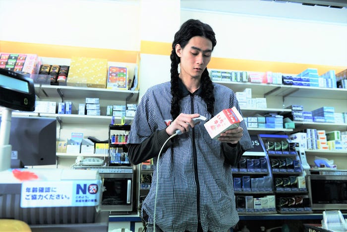 柳俊太郎(C)2017映画「勝手にふるえてろ」製作委員会