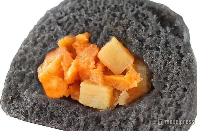 ミッキーマウスまん（中身、ポーク・シュリンプ）（C）Disney