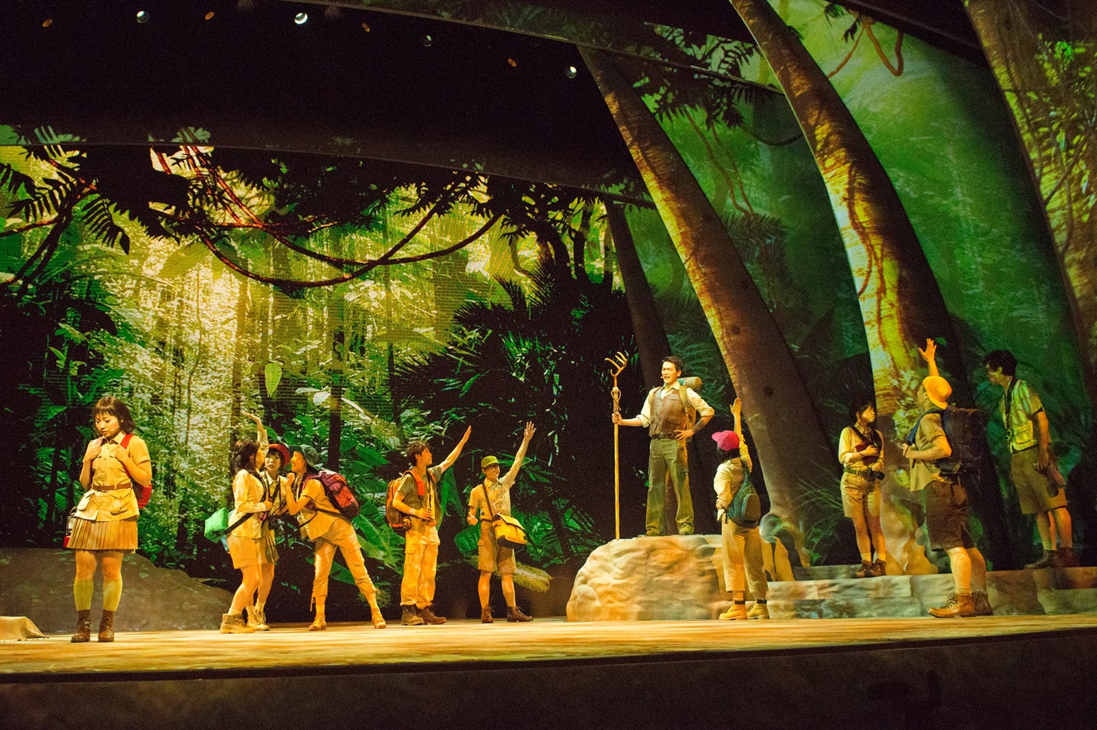 「アウト・オブ・シャドウランド 」（C）Disney