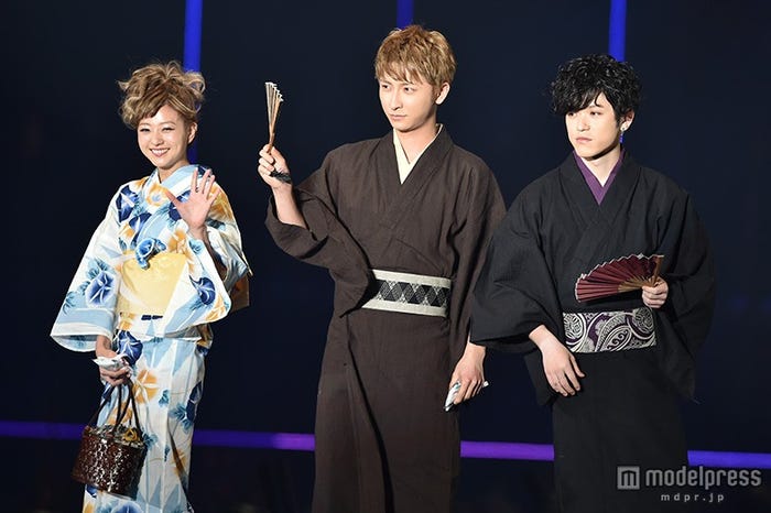 (左から)伊藤千晃、與真司郎、末吉秀太