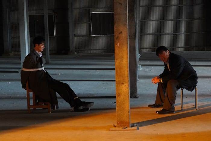 沢村一樹、佐藤二朗「トクメイ!警視庁特別会計係」最終話より(C)カンテレ