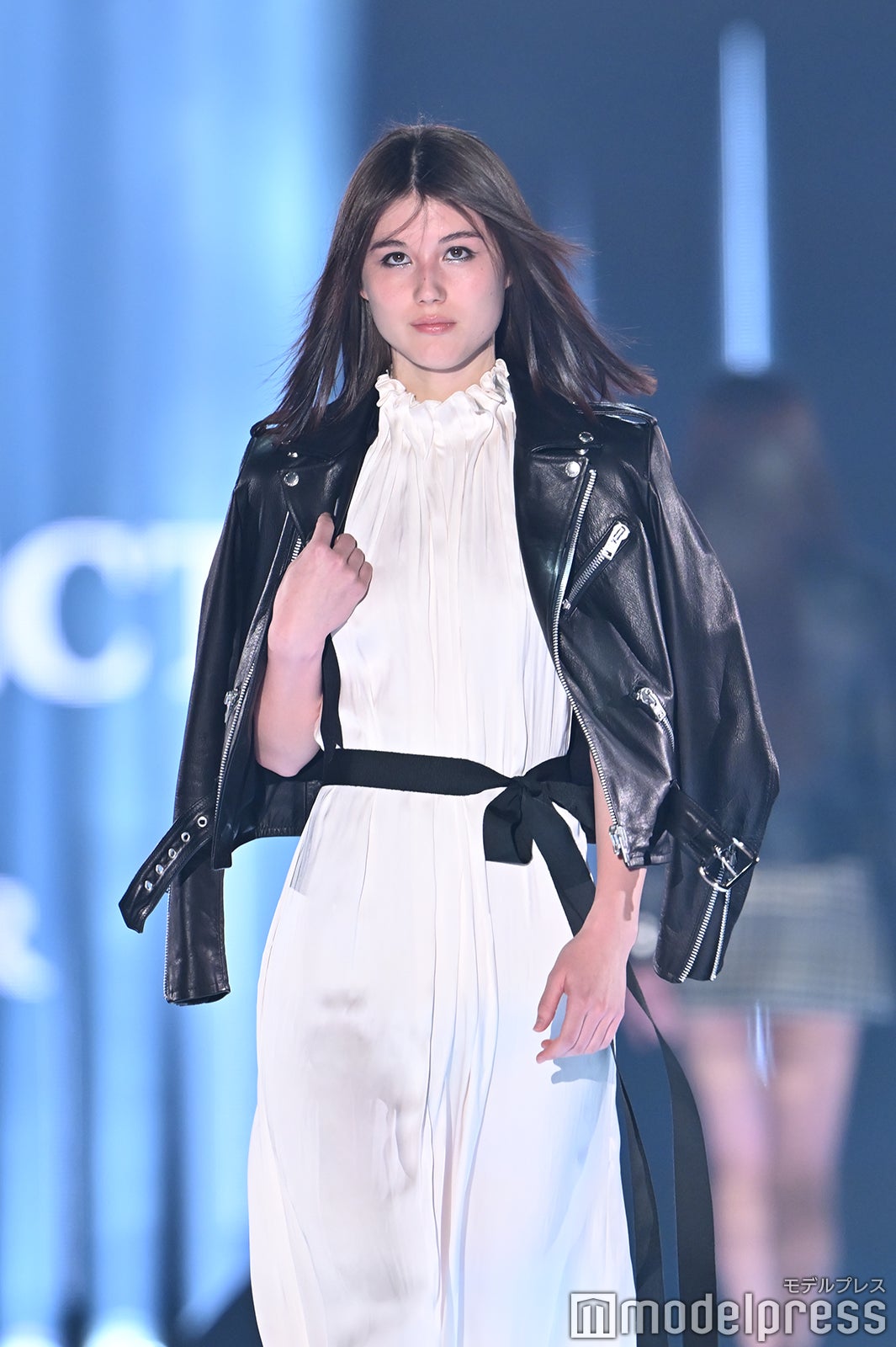 （C）モデルプレス