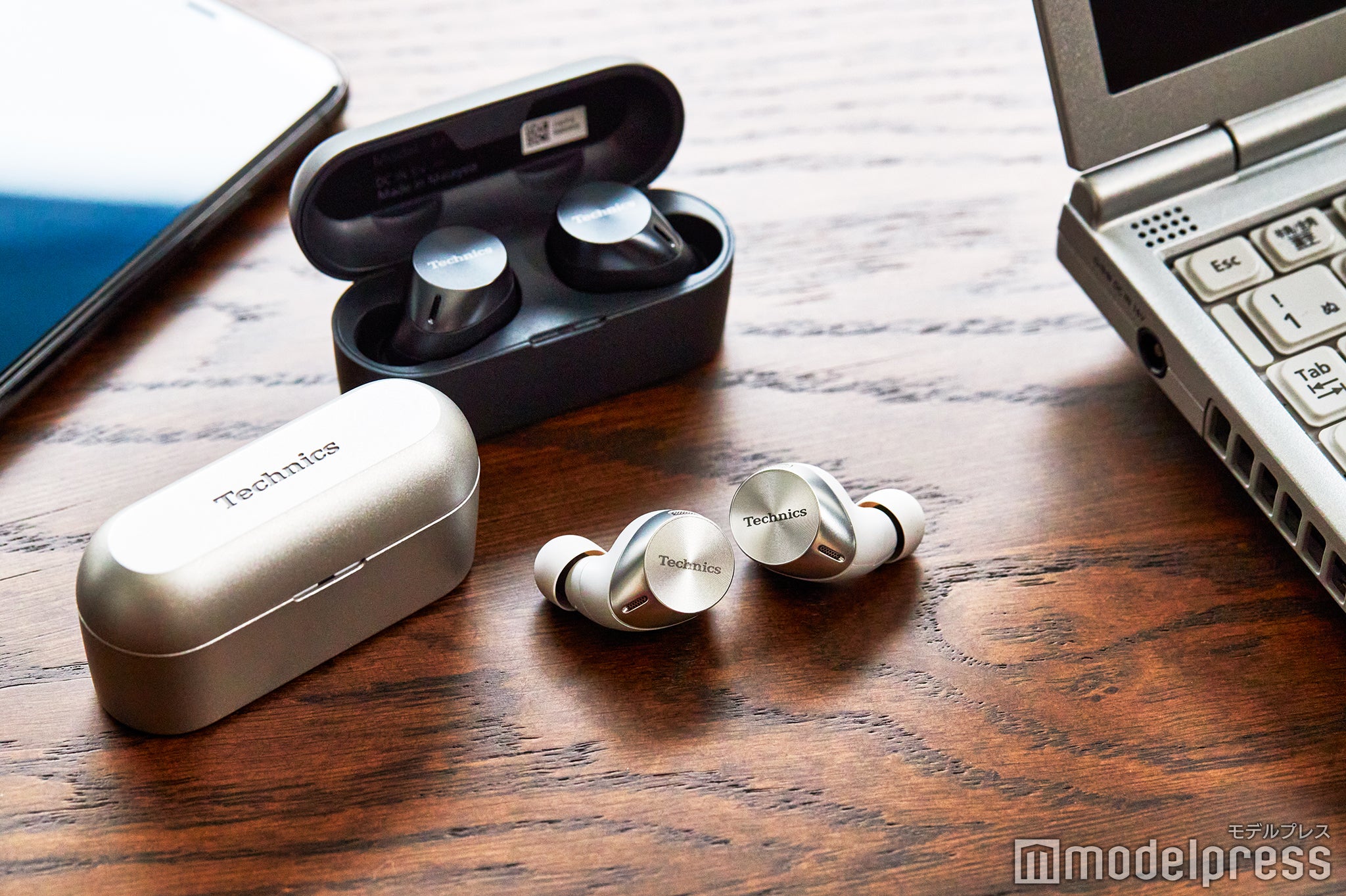完全ワイヤレスイヤホンEAH-AZ60（C）モデルプレス