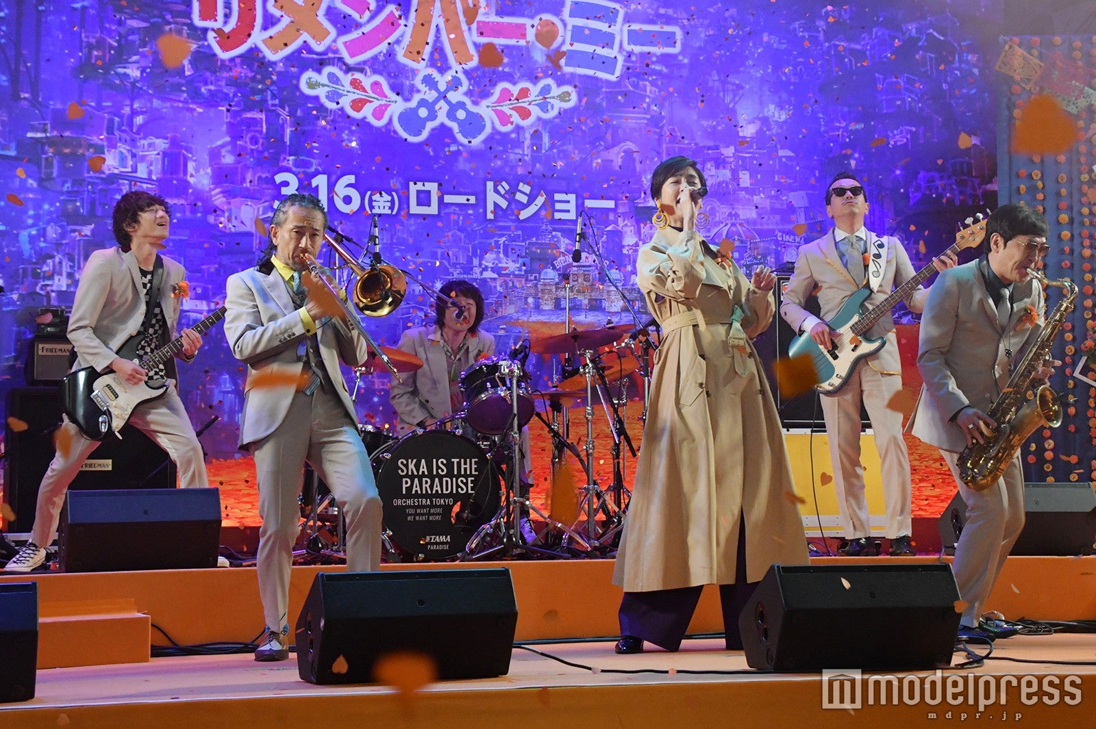 シシド・カフカ＆東京スカパラダイスオーケストラ （C）モデルプレス