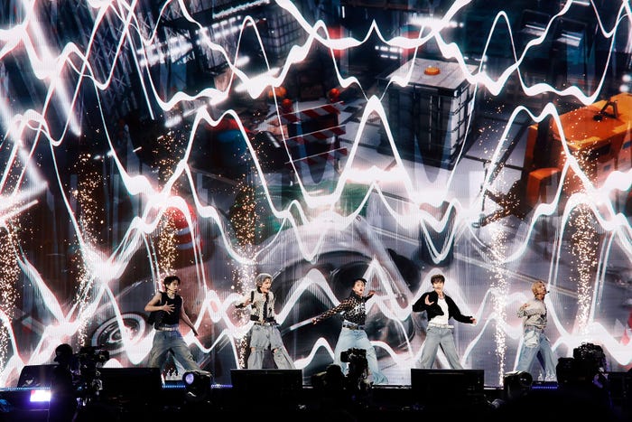 NCT U「NCT STADIUM LIVE ’NCT NATION : To The World-in JAPAN’」より(提供写真)