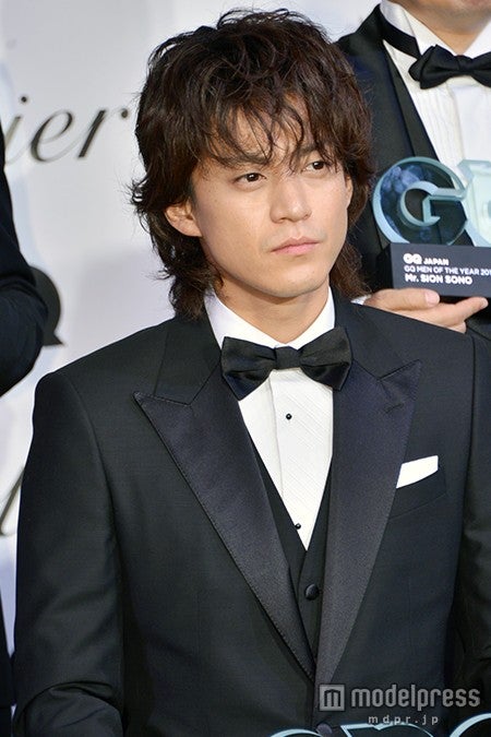 小栗旬「幸せです」第1子誕生後の私生活を明かす