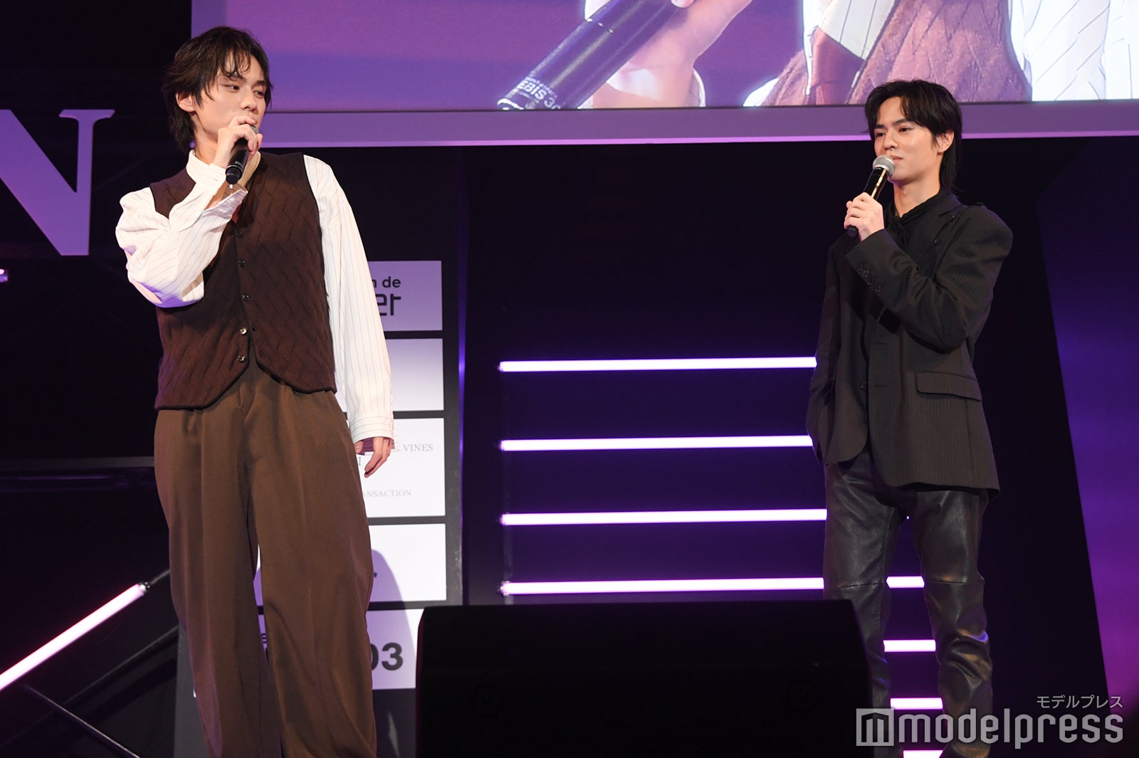 山下幸輝からのツンデレ告白を受ける奥野壮（C）モデルプレス