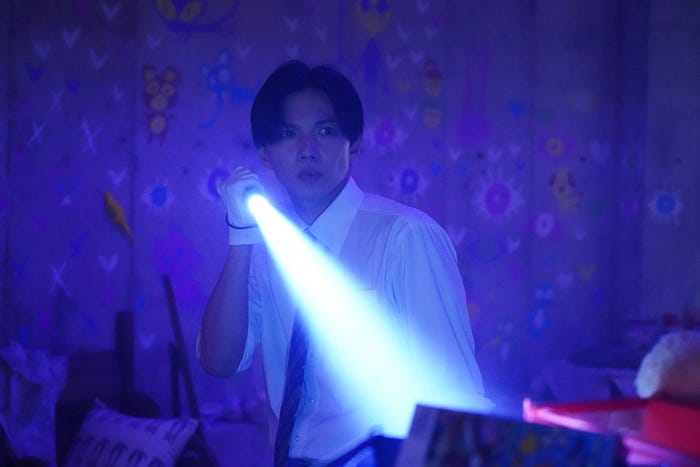 佐藤大樹「降り積もれ孤独な死よ」第1話あらすじより(C)日本テレビ