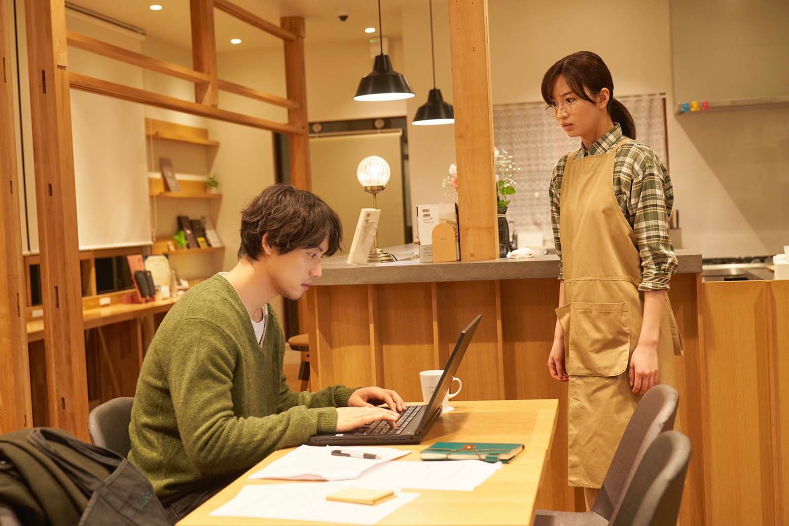 福士蒼汰、岡崎紗絵「アイのない恋人たち」最終話より（C）ABCテレビ