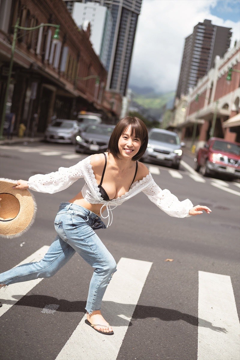 犬童美乃梨 写真集『One da Full』（発売中）より（提供画像）