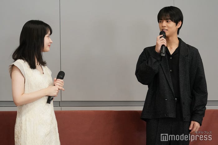 畑芽育、奥野壮(C)モデルプレス