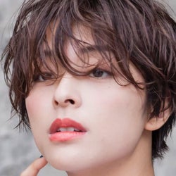 アラフォーさん集合!”頑張りすぎない”シンプルヘアコレクション
