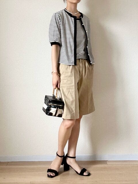 無印良品　ストレッチチノハーフパンツ　ボーダー　トップス　コーデ