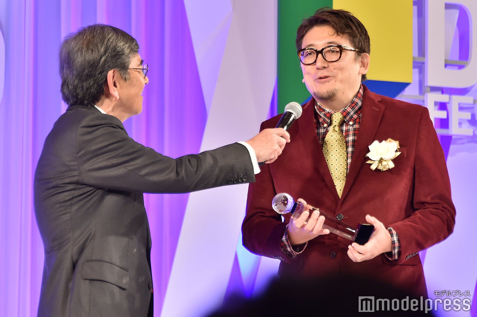 石坂浩二、福田雄一監督（C）モデルプレス