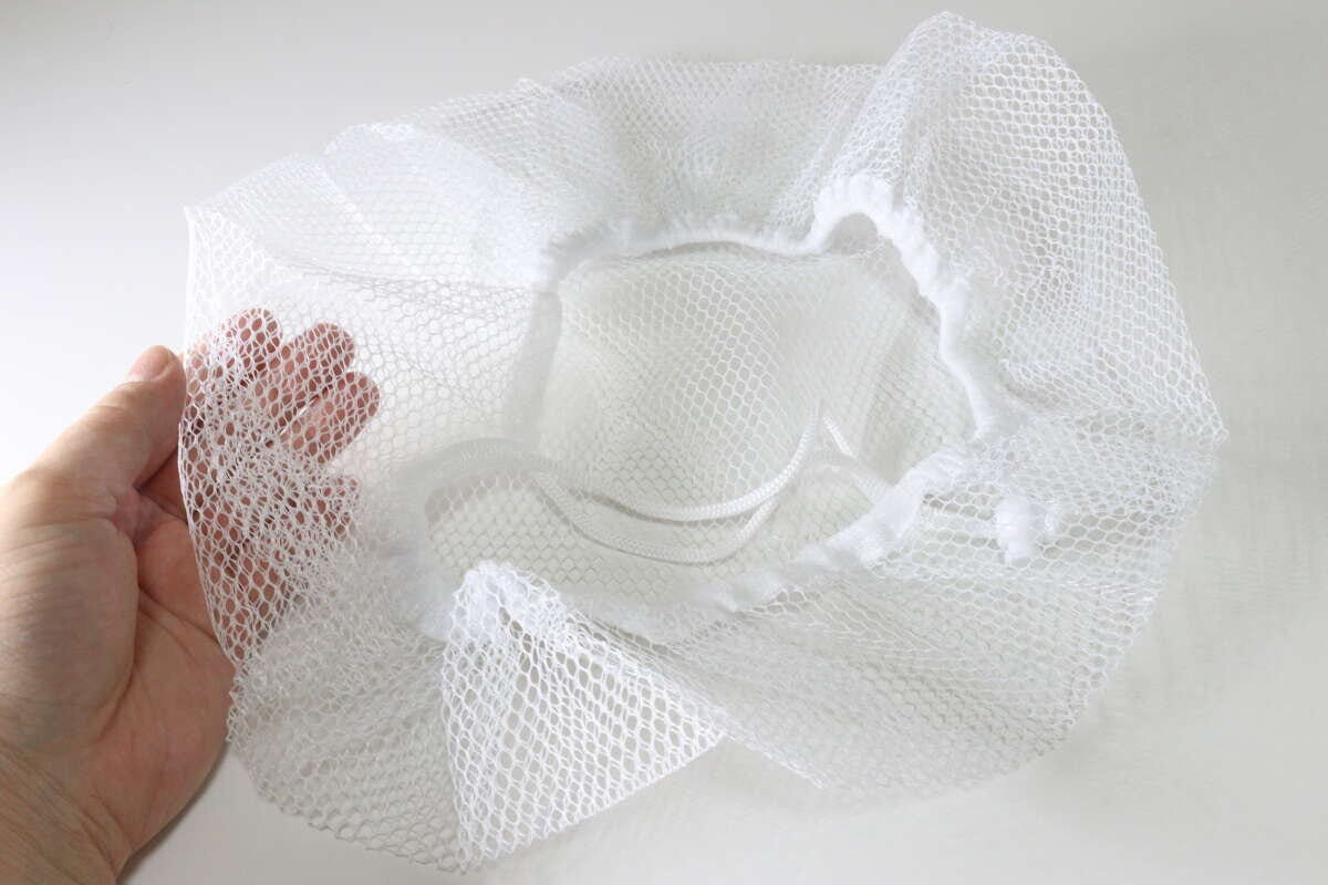 ダイソーのサーキュレーターカバー（無地、ホワイト）のビジュアル