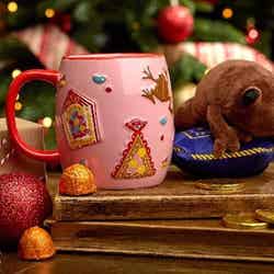 ホグワーツ・イン・ザ・スノー/‘Wizarding World’ and all related names, characters and indicia are trademarks of and
(C) Warner Bros. Entertainment Inc. – Wizarding World publishing rights (C) J.K. Rowling.