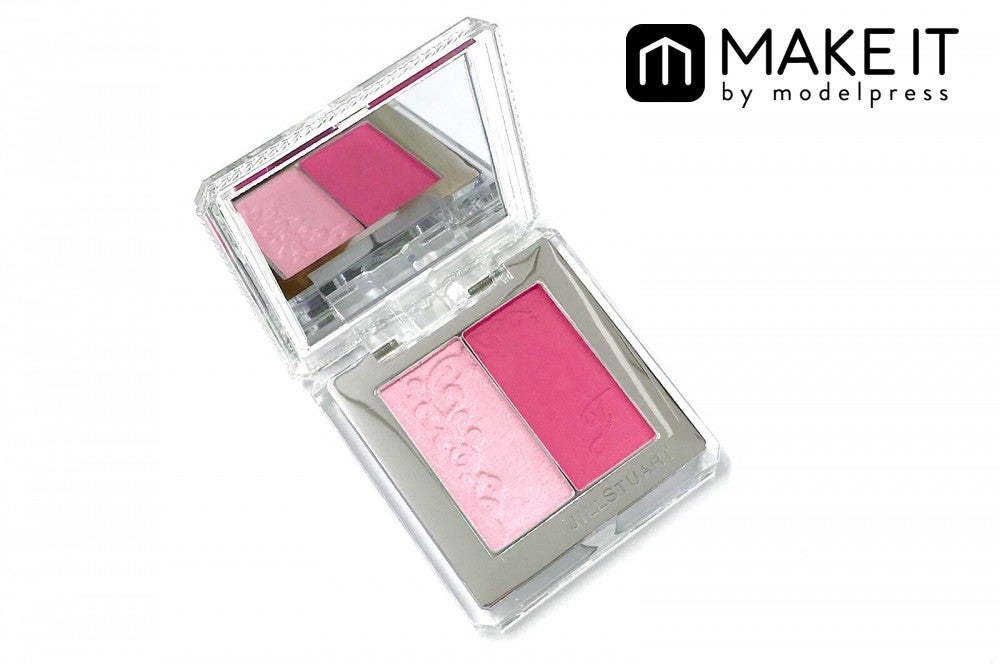 ジルスチュアート／ブレンドブラッシュブロッサム／01 blooming bud／4,500円（税抜） (C)メイクイット