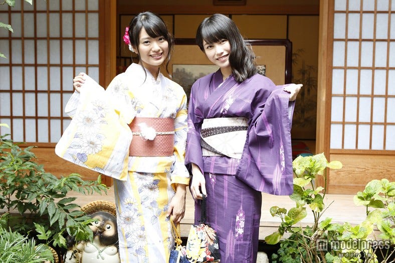 AKB48横山由依&北原里英、清楚な浴衣姿で京都満喫「すごい新鮮」