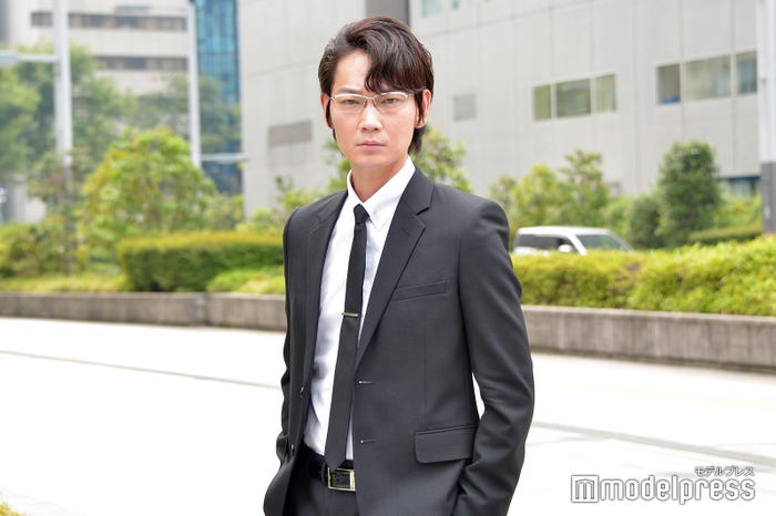 鷲津政彦バージョンの綾野剛 (C)モデルプレス