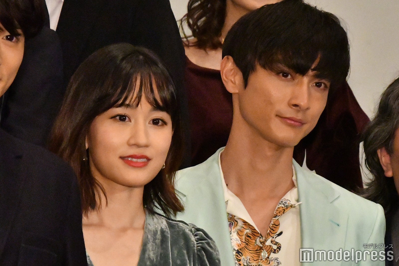 前田敦子、高良健吾（C）モデルプレス