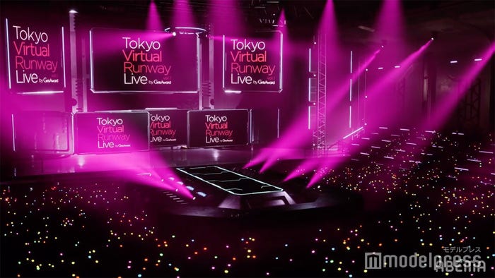 「Tokyo Virtual Runway Live by GirlsAward」ステージの様子（C）Tokyo Virtual Runway Live by GirlsAward（C）AbemaTV, Inc.