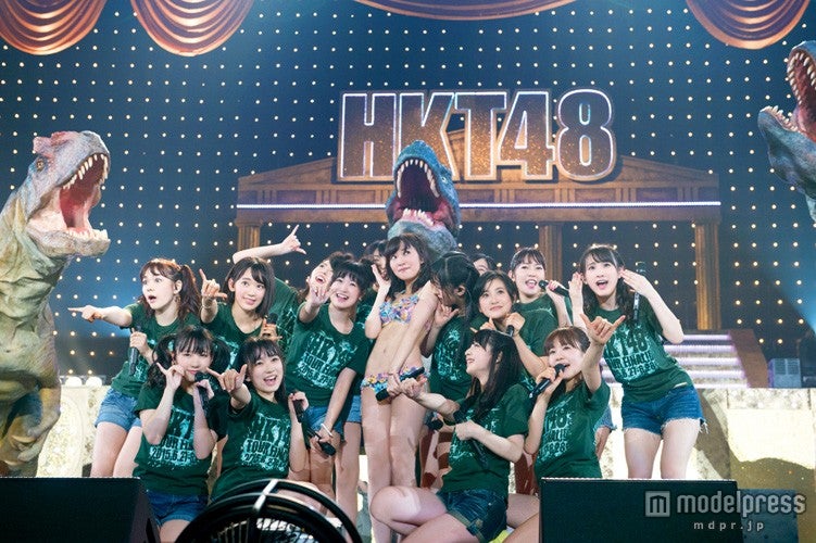 HKT48、指原莉乃の公約ビキニ＆生バンド…感動のツアーファイナルが蘇る【モデルプレス】