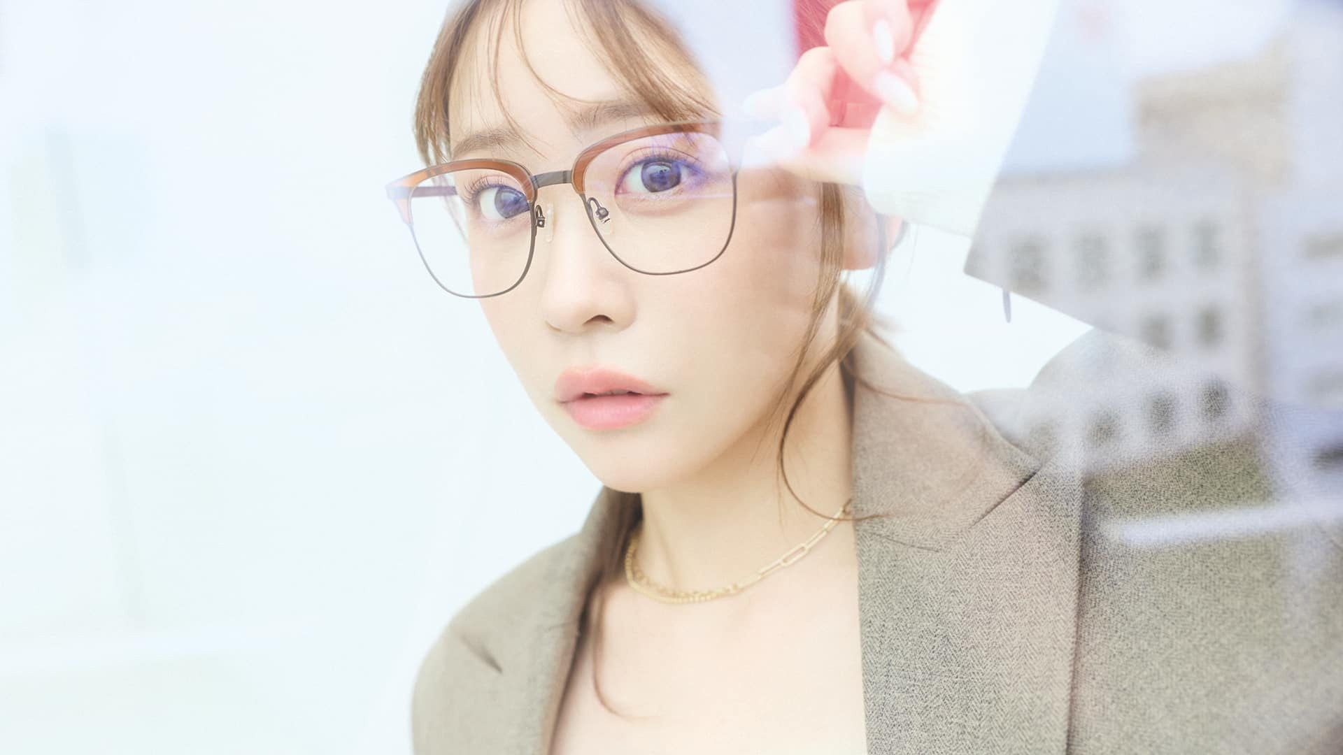 コーデを格上げしてくれる♡ 重厚感と品格をまとった【クラシカル小物】4選