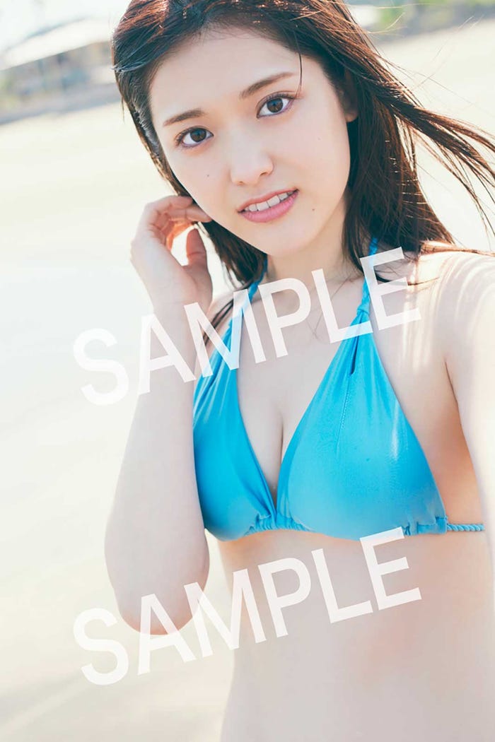 松村沙友理 乃木坂46卒業記念写真集「次、いつ会える?」ポストカード(C)マガジンハウス(撮影・三瓶康友)