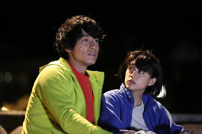 ディーン・フジオカ、山本美月(C)フジテレビ